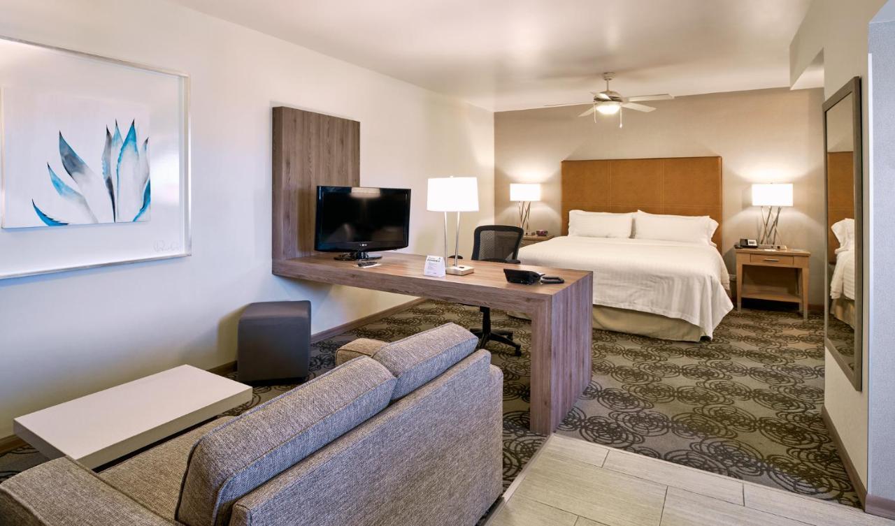 Holiday Inn Hotel & Suites Chihuahua By Ihg Exteriör bild