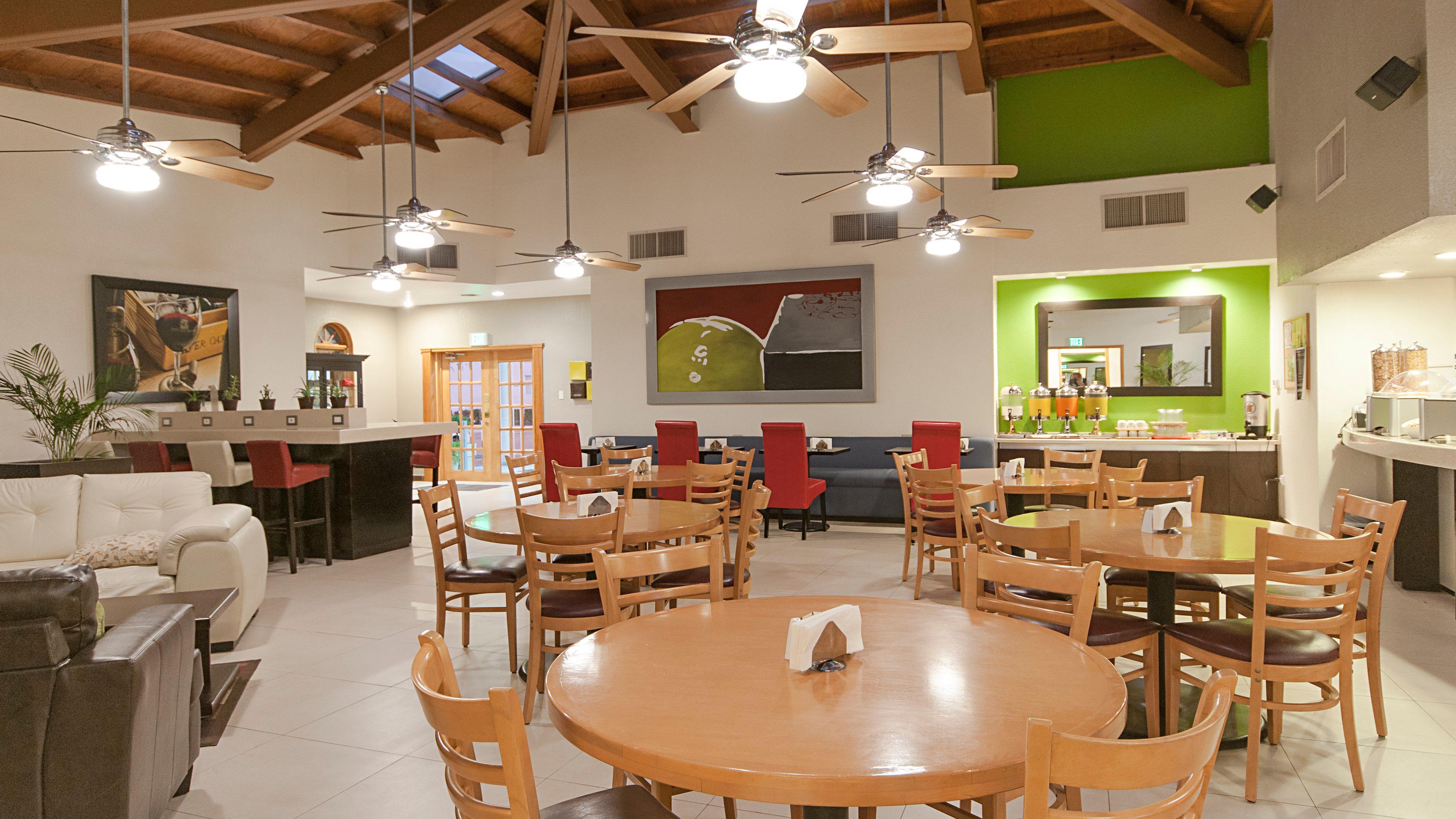 Holiday Inn Hotel & Suites Chihuahua By Ihg Exteriör bild