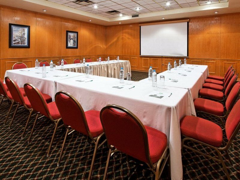 Holiday Inn Hotel & Suites Chihuahua By Ihg Exteriör bild